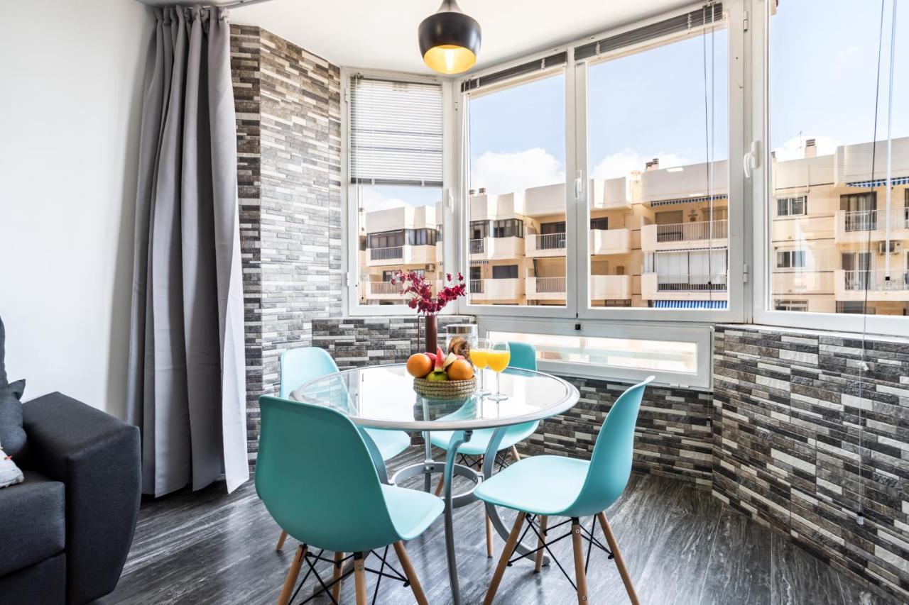 Sur Suites Palmeras 491 Фуeнхирола Екстериор снимка